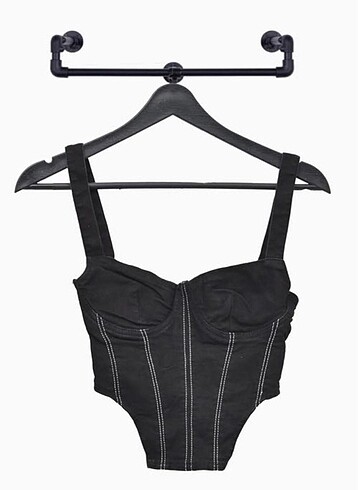Zara Büstiyer