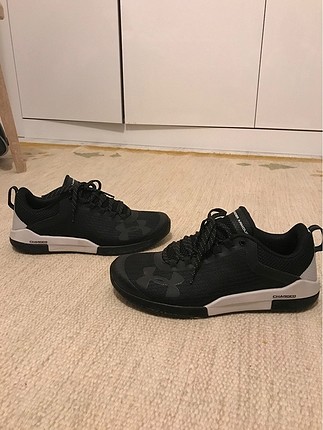 UNDER ARMOUR CHARGED ERKEK AYAKKABI