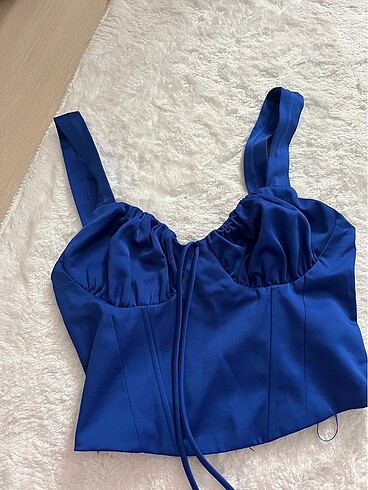 Bershka mavi crop bluz