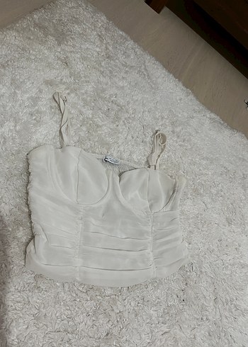 Bershka Detaylı Beyaz Straplez Büstiyer