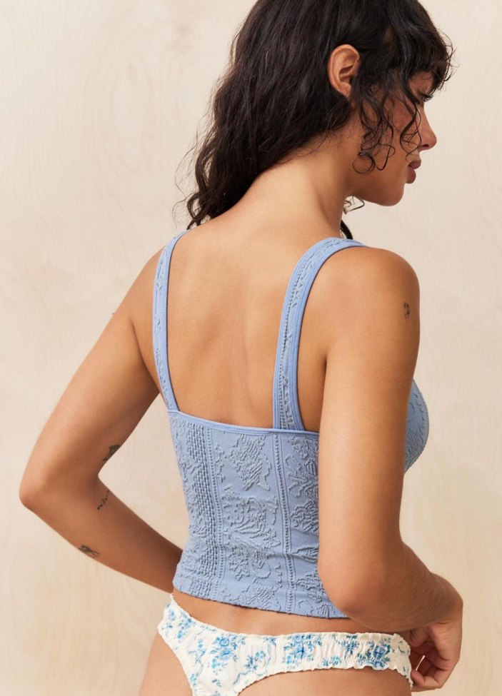 Mavi Nakışlı Dantelli V Yakalı Atlet Bluz - Görsel 3