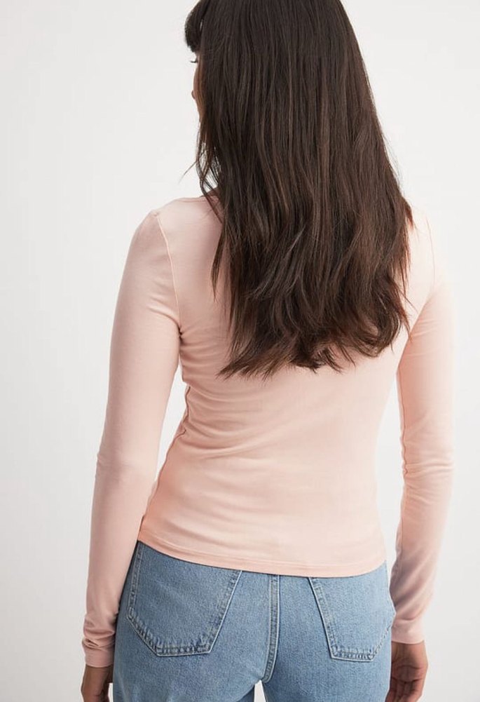 Açıj Pembe Kayık Yaka Uzun Kollu Kadın Bluz - Görsel 2