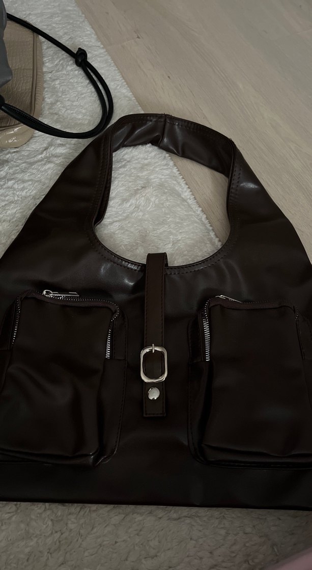 Kahverengi Tokalı Çok Cepli Kadın Deri Çanta - Görsel 2