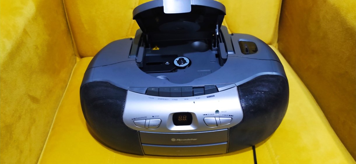 ROADSTAR KASET RADYO CD ÇALAR TEMİZ - Görsel 3