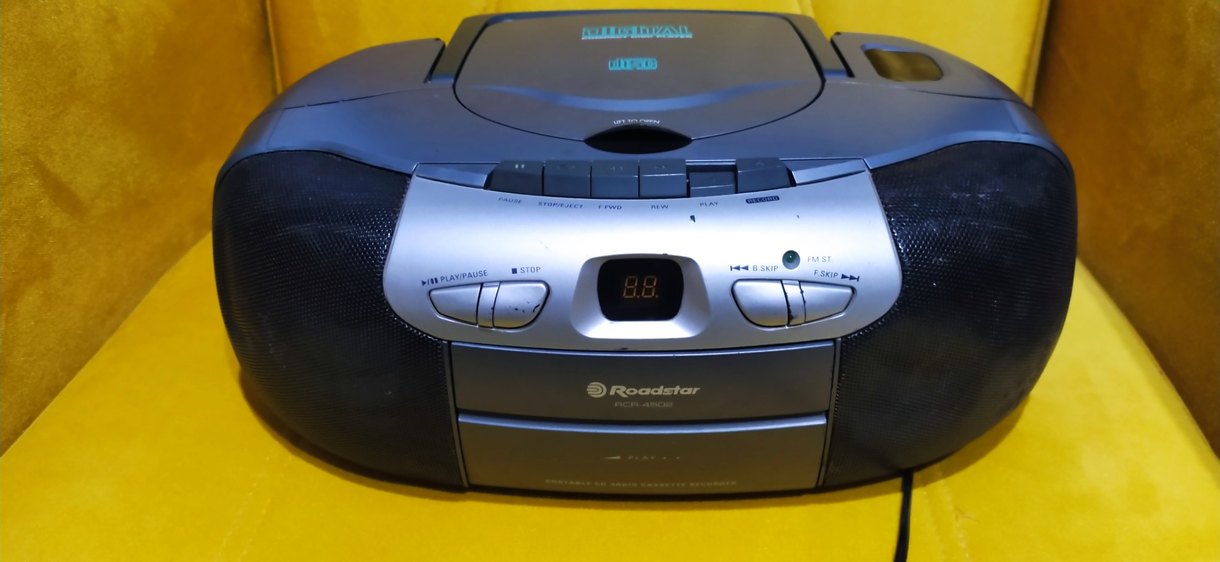 ROADSTAR KASET RADYO CD ÇALAR TEMİZ - Görsel 2