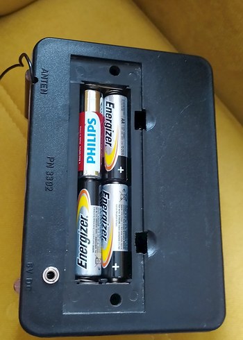 Kahverengi Retro Müzik Sistemi - Görsel 5