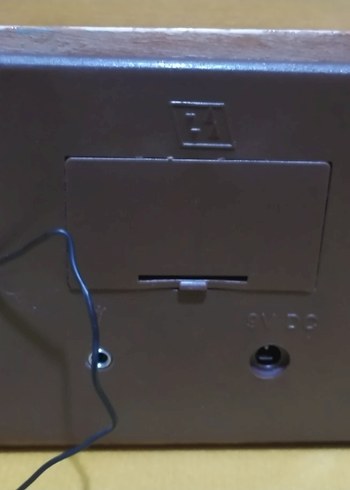 Renkli Ahşap Görünümlü Müzik Sistemi FM ÇALAR - Görsel 8