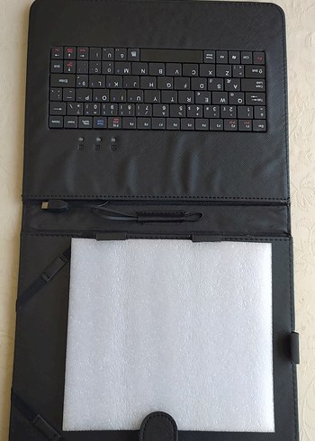 Siyah Taşınabilir Klavyeli Tablet Kılıfı - Görsel 8