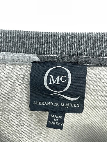 m Beden çeşitli Renk Alexander McQueen Sweatshirt %70 İndirimli.