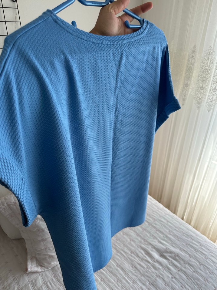 İthal Mavi pamuk Kısa Kollu Salaş kadın Tişörtü - Görsel 5