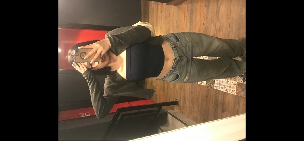 Lacivert crop