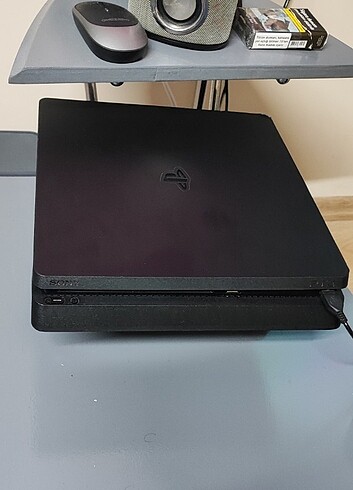 PlayStation 4 slim 1tb ssd 