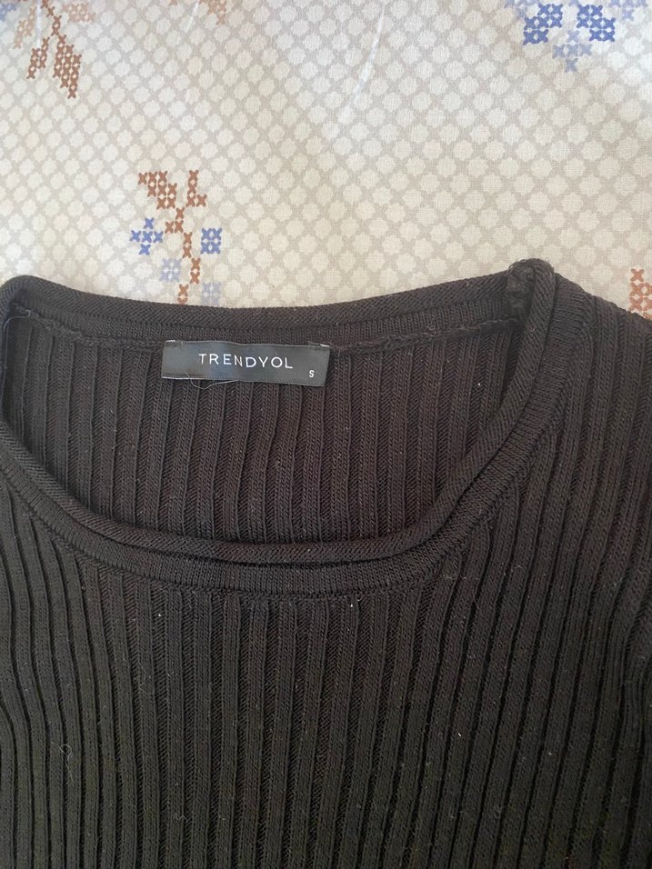 Siyah Yüksek Yakalı Midi Kadın Elbise - Görsel 3