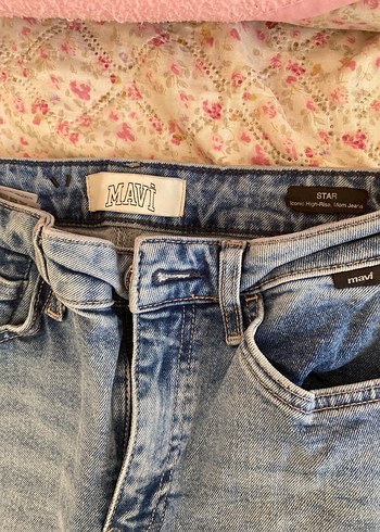 Mavi Nakışlı Düğmeli Kadın Kot Pantolon - Görsel 2