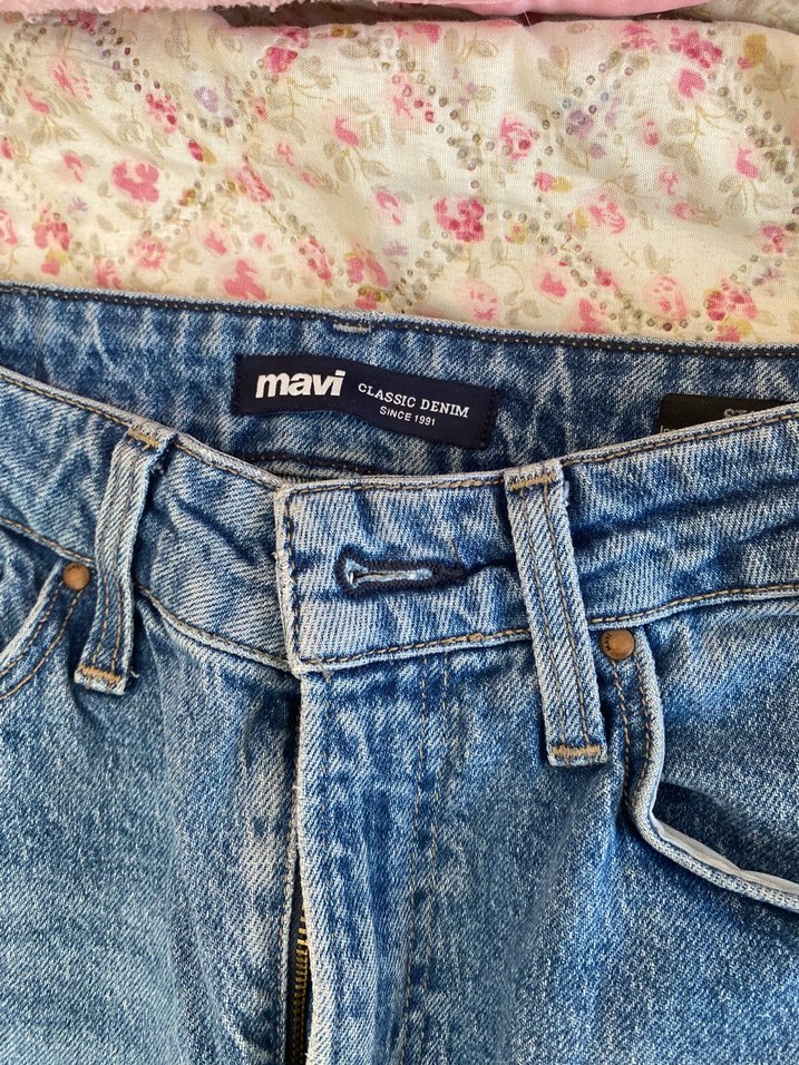 Mavi Mavi Kadın Kemerli Kot Pantolon - Görsel 3