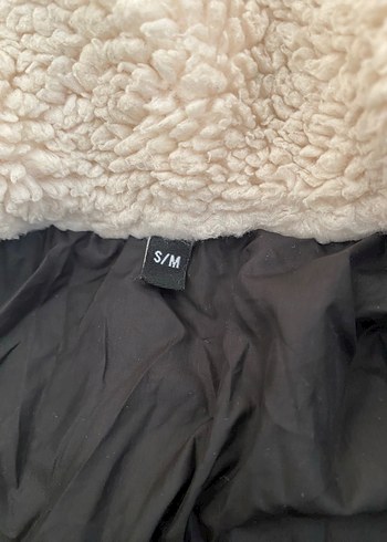 Düğmeli Kadın Kışlık Siyah Midi Mont - Görsel 4