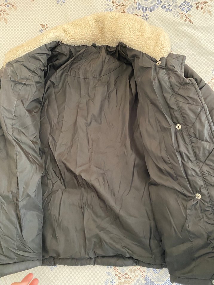 Düğmeli Kadın Kışlık Siyah Midi Mont - Görsel 3