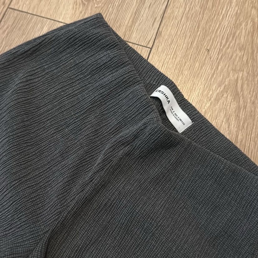 Bershka Dokulu Pantolon Alt - Görsel 4