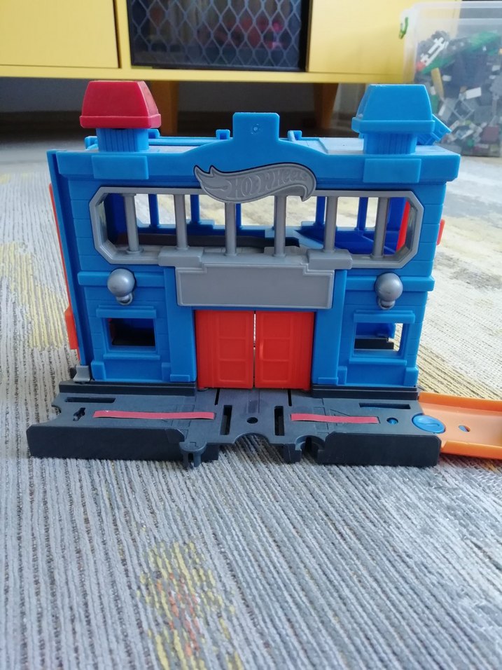 Hot wheels araba oyun seti - Görsel 2