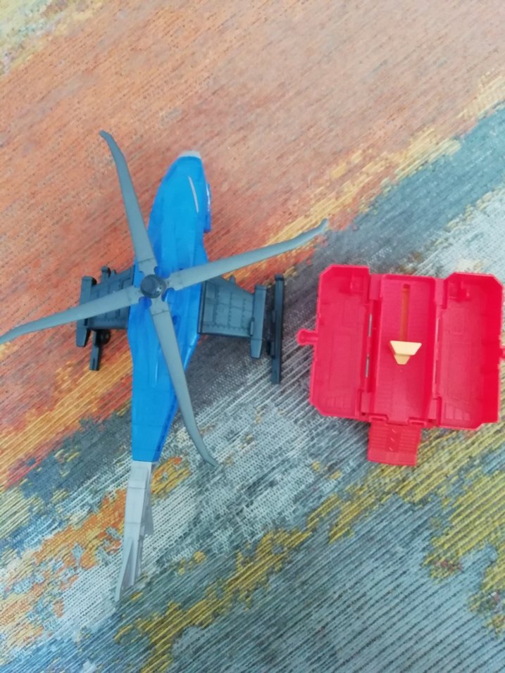 Hot wheels helikopter kasa 3 arabayla birlikte - Görsel 3