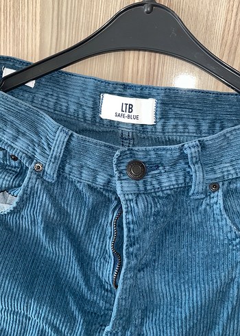 29 Beden lacivert Düğmeli Kadın Denim Pantolon