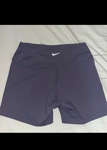 Nike şort