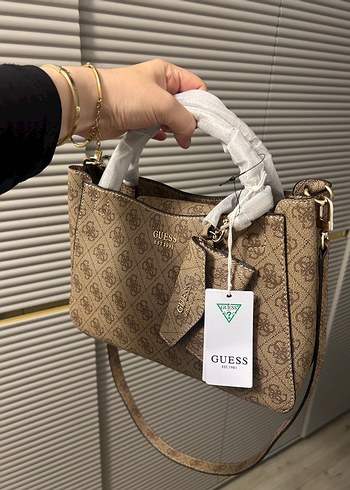  Beden Guess Çanta Orjinal Stok bitti