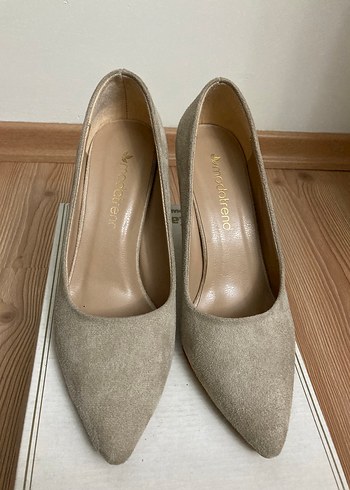 Bej Süet Stiletto Kadın Topuklu Ayakkabı - Görsel 3