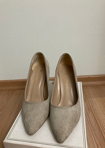 Bej Süet Stiletto Kadın Topuklu Ayakkabı - Görsel 5