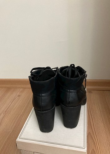 Siyah Deri Kadın Blok Topuklu Bot - Görsel 6