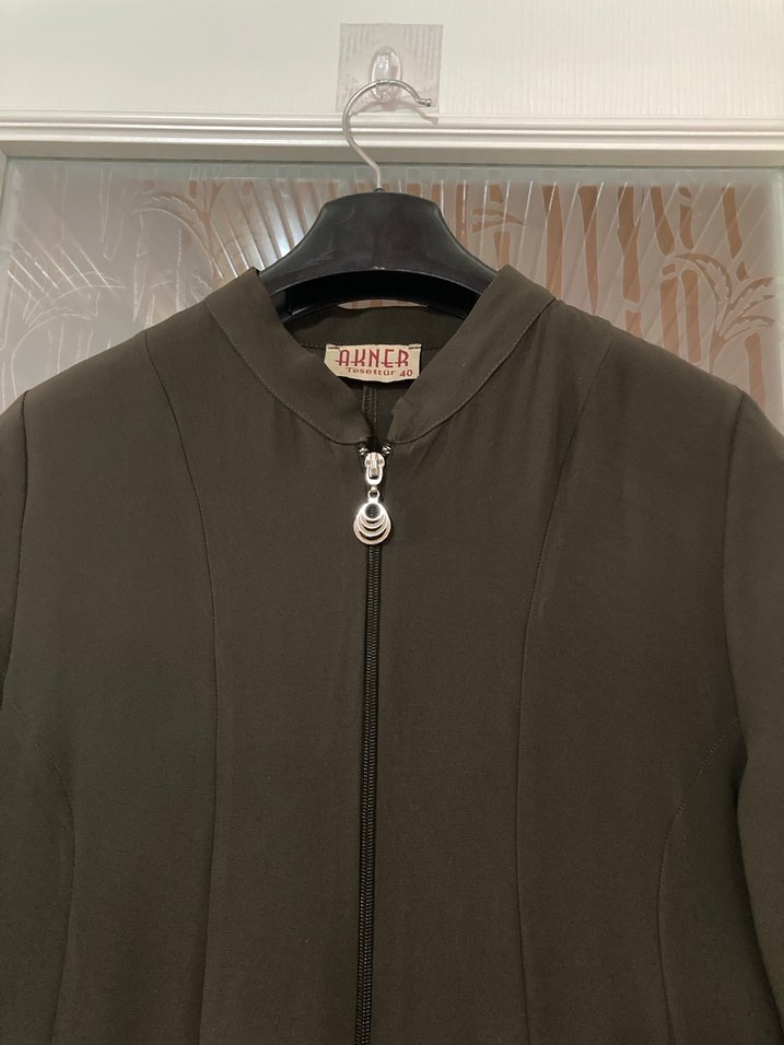 Kadın kına yeşili renginde Uzun ferace - Görsel 5