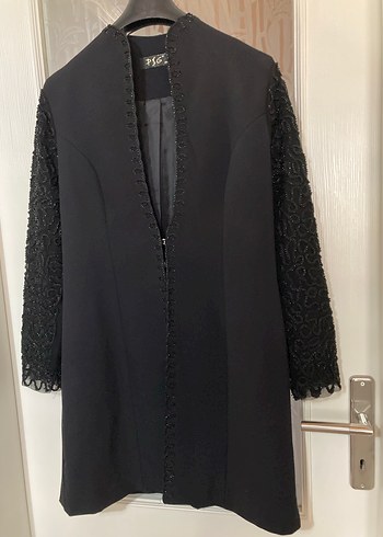 Kadın Siyah Uzun Kaban, Kürklü Detaylı, Gotik - Görsel 7