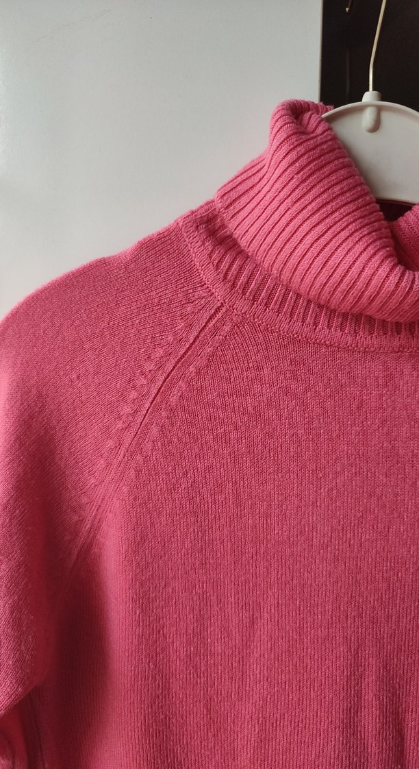 Pembe Yün Boğazlı Kadın Kazak - Görsel 3