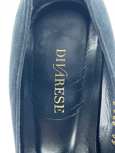 39 Beden siyah Renk Divarese Stiletto %70 İndirimli.