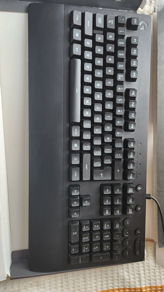 Logitech G213 RGB Oyuncu Klavyesi - Görsel 3