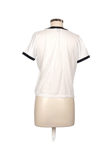 l Beden Zara T-shirt %70 İndirimli.