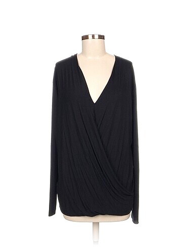 Zara Bluz %70 İndirimli.