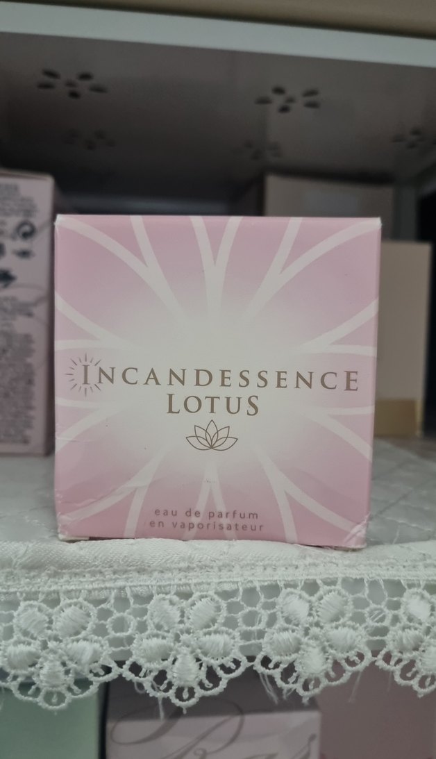 Incandessence Lotus Kadın Parfümü 50 ml - Görsel 2
