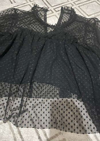 Uzun Kollu Siyah Gotik Fırfırlı Bluz - Görsel 3