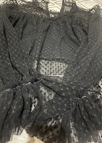 Uzun Kollu Siyah Gotik Fırfırlı Bluz - Görsel 2