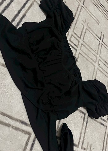 Siyah Fırfırlı Gotik Bluz - Görsel 3