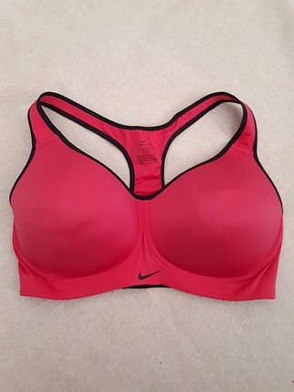 NIKE SPORCU SUTYENI 