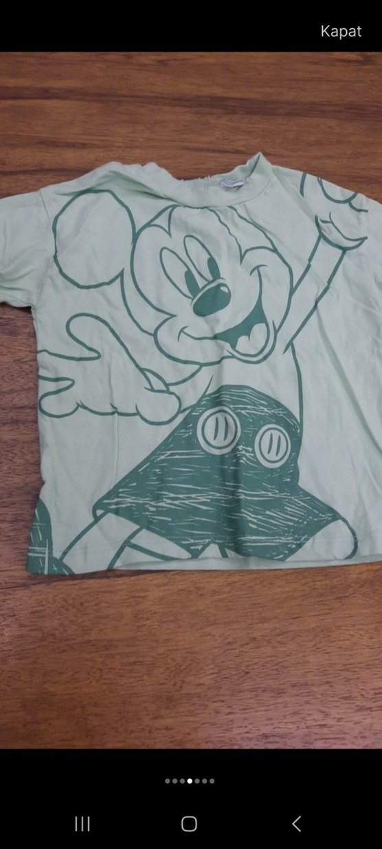 Erkek Çocuk Yeşil Mickey Baskılı Kısa Kollu Tişört - Görsel 4