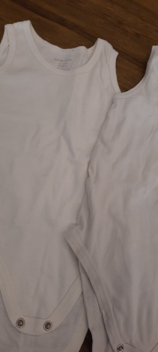 Düğmeli Beyaz Kolsuz Bebek Body (2 si birden) - Görsel 2