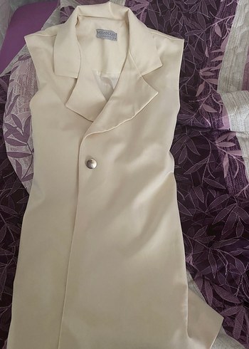 m Beden camel Renk Bej Kemerli Kolsuz Midi Blazer