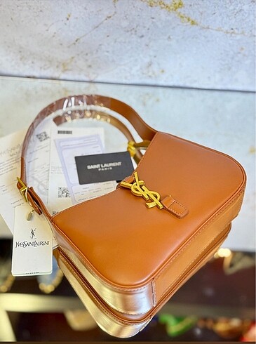 Yves Saint Laurent Yvssaıntlaurent