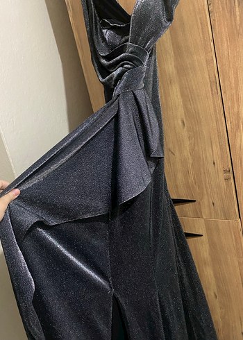 Gri Drapeli yırtmaçlı abiye - Görsel 8