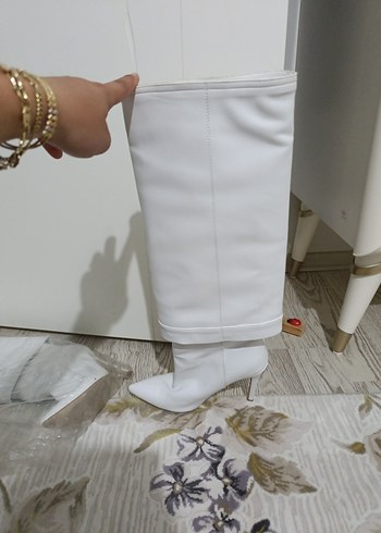 Diğer Beyaz Drapeli Stiletto Topuklu Diz Boyu Kadın Çizme