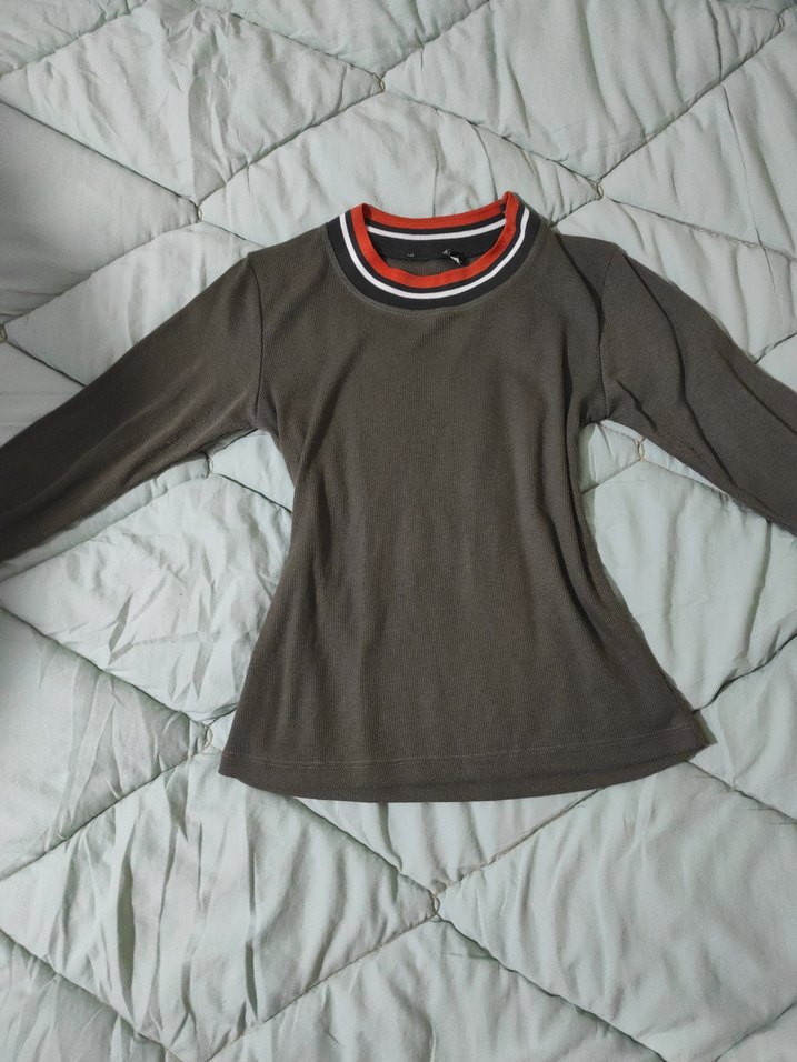 Haki yeşili bluz s beden - Görsel 2