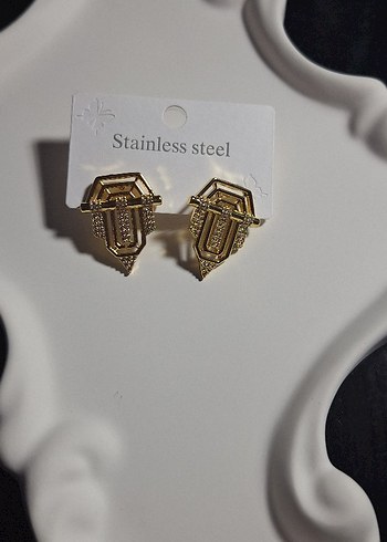 Zarif Mini Altın Küpeler - Görsel 4